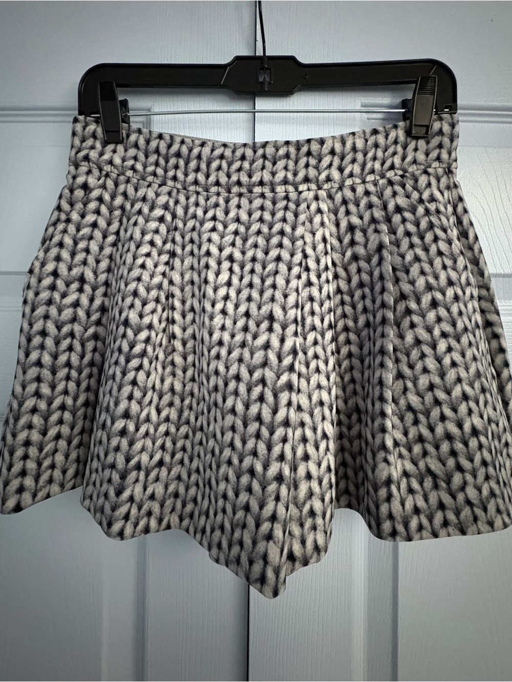 Banana Republic Chunky Knit-Print Flared Mini Skort - Navy & Gray sz 6